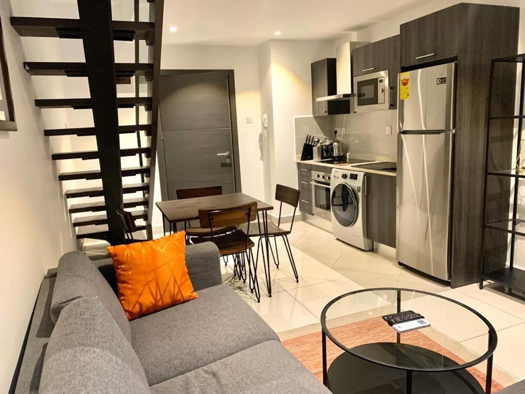 One Bedroom Apartment At A Embassy Gardens Cantonments Аккра Екстер'єр фото