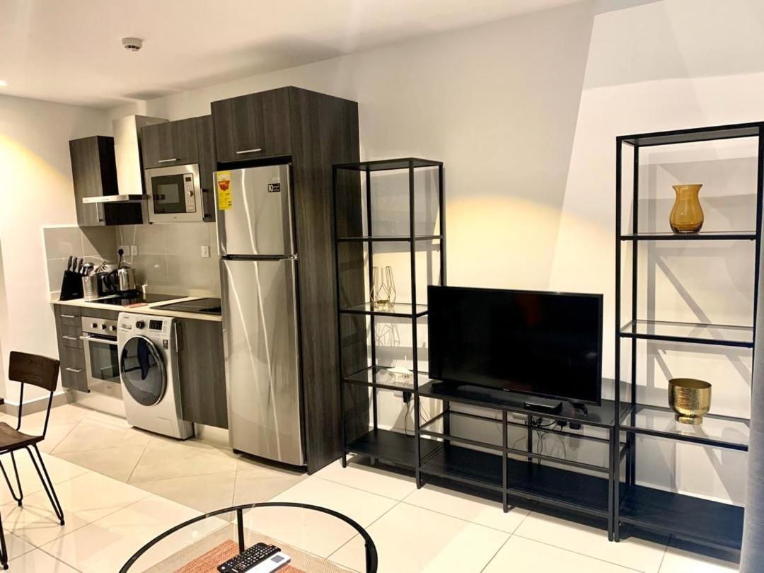 One Bedroom Apartment At A Embassy Gardens Cantonments Аккра Екстер'єр фото